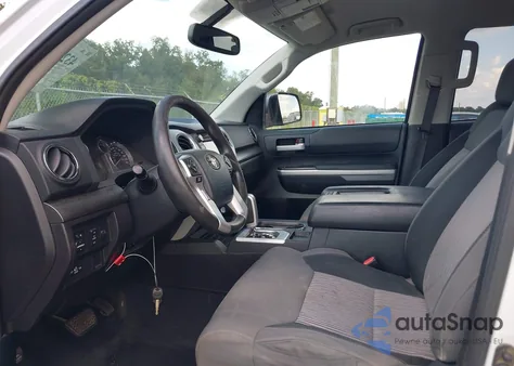 2014 Toyota Tundra Sr5 5.7L V8 z USA, uszkodzony, nr VIN 5TFRY5F17EX160534